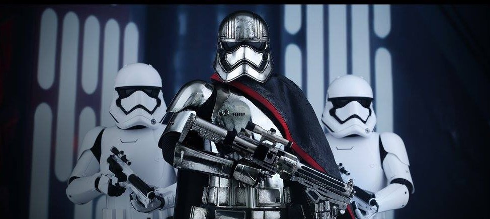 Hot Toys anuncia figure da Capitã Phasma