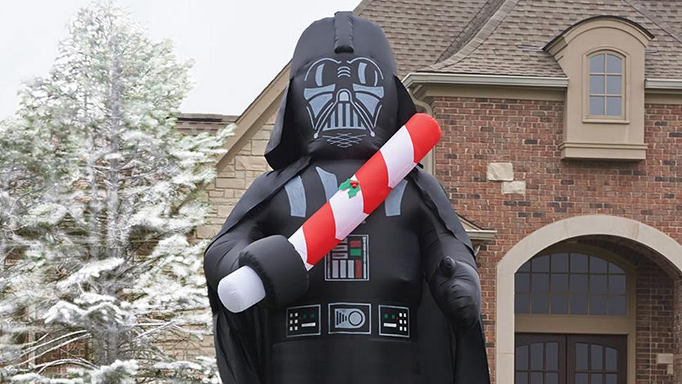 Darth Vader inflável quer dominar a sua decoração de Natal