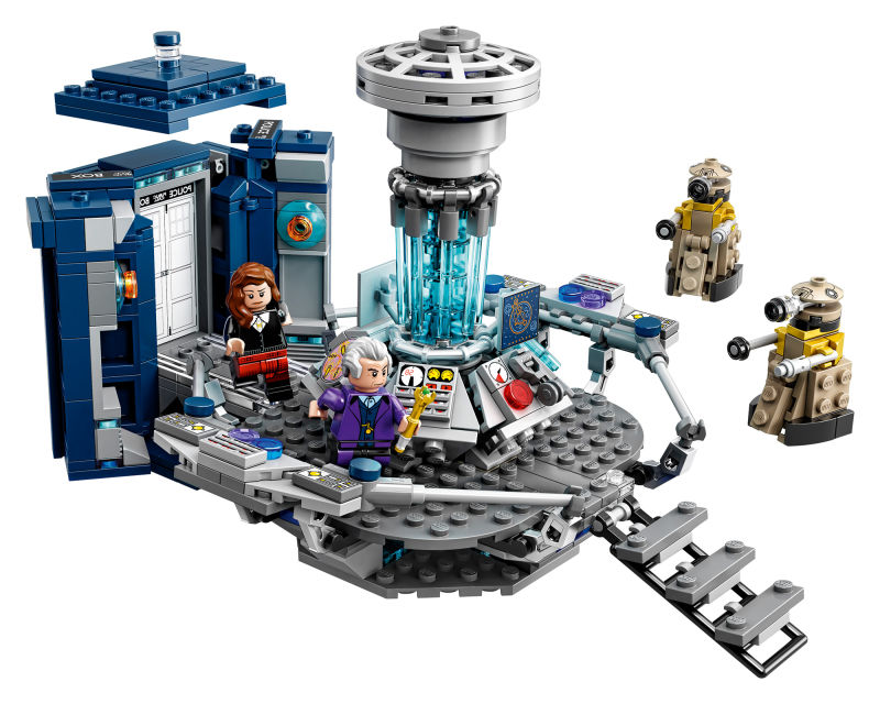 TARDIS de LEGO também é maior por dentro