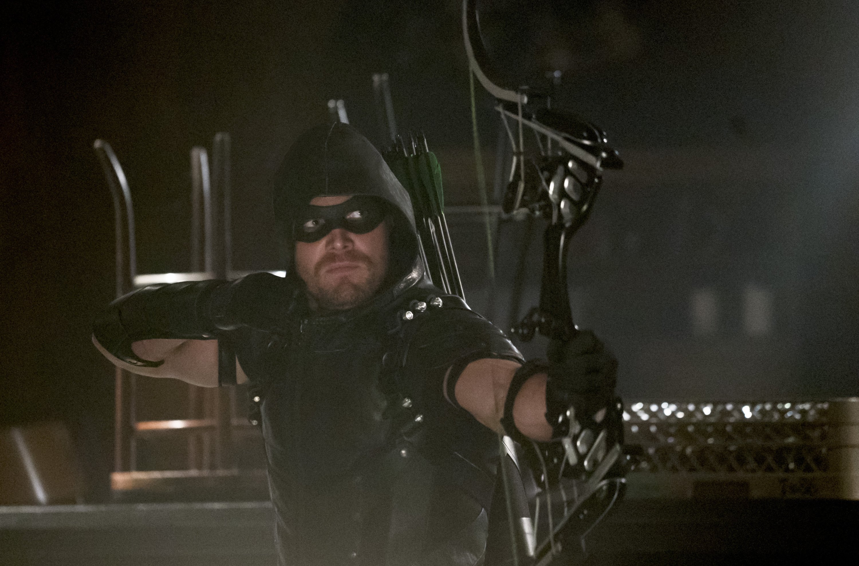 Arrow | Pôster exalta o legado de Oliver