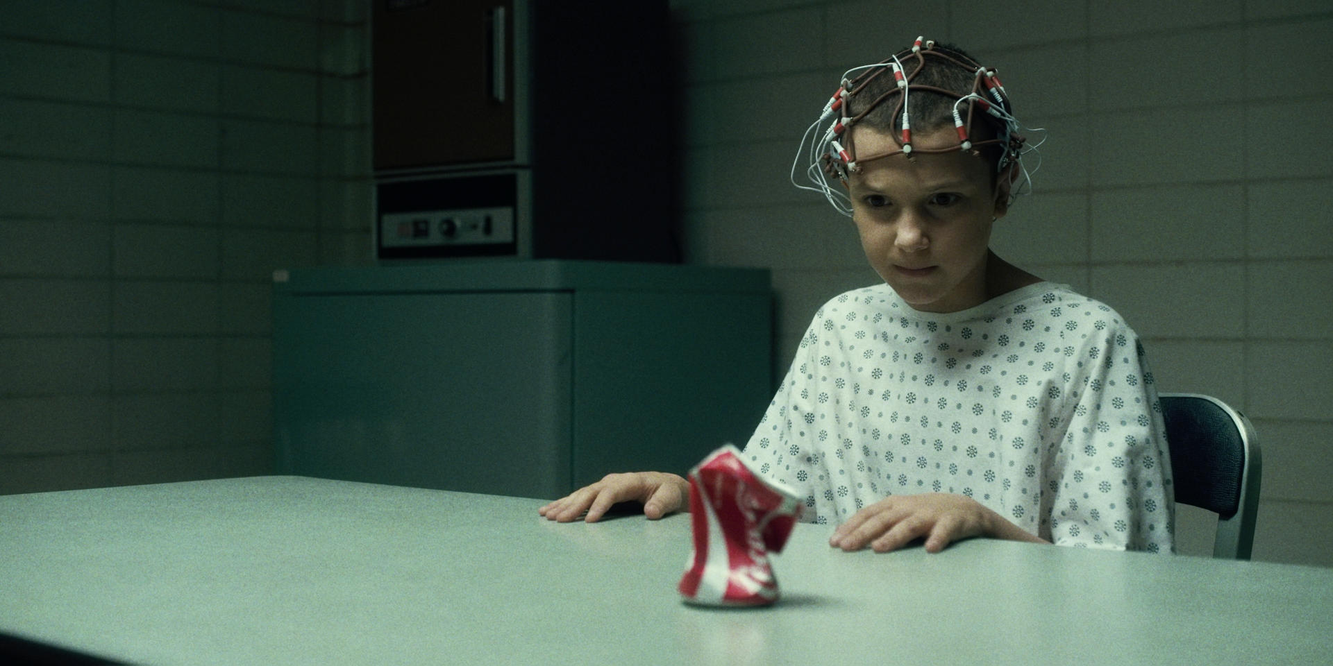 Stranger Things | Série sobrenatural da Netflix ganha vídeo de bastidores