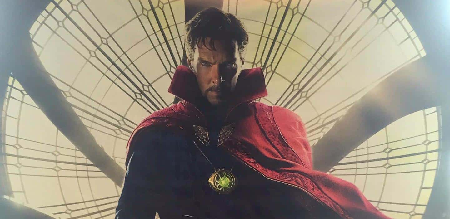 Doutor Estranho | Benedict Cumberbatch aparece ameaçador em novo pôster