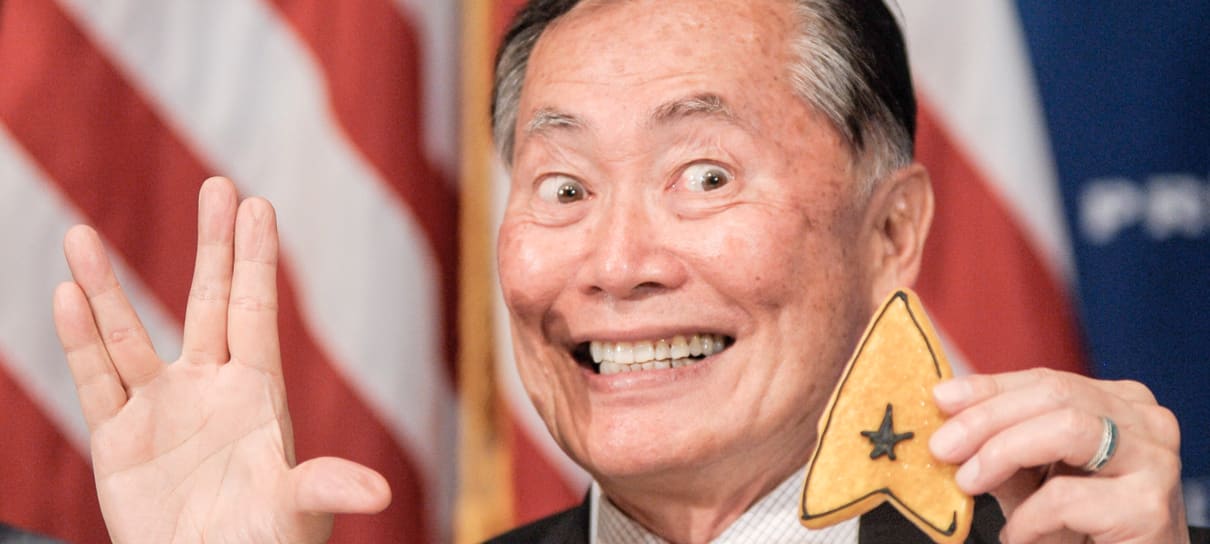 George Takei comenta a mudança na sexualidade de Sulu em Star Trek: Sem Fronteiras