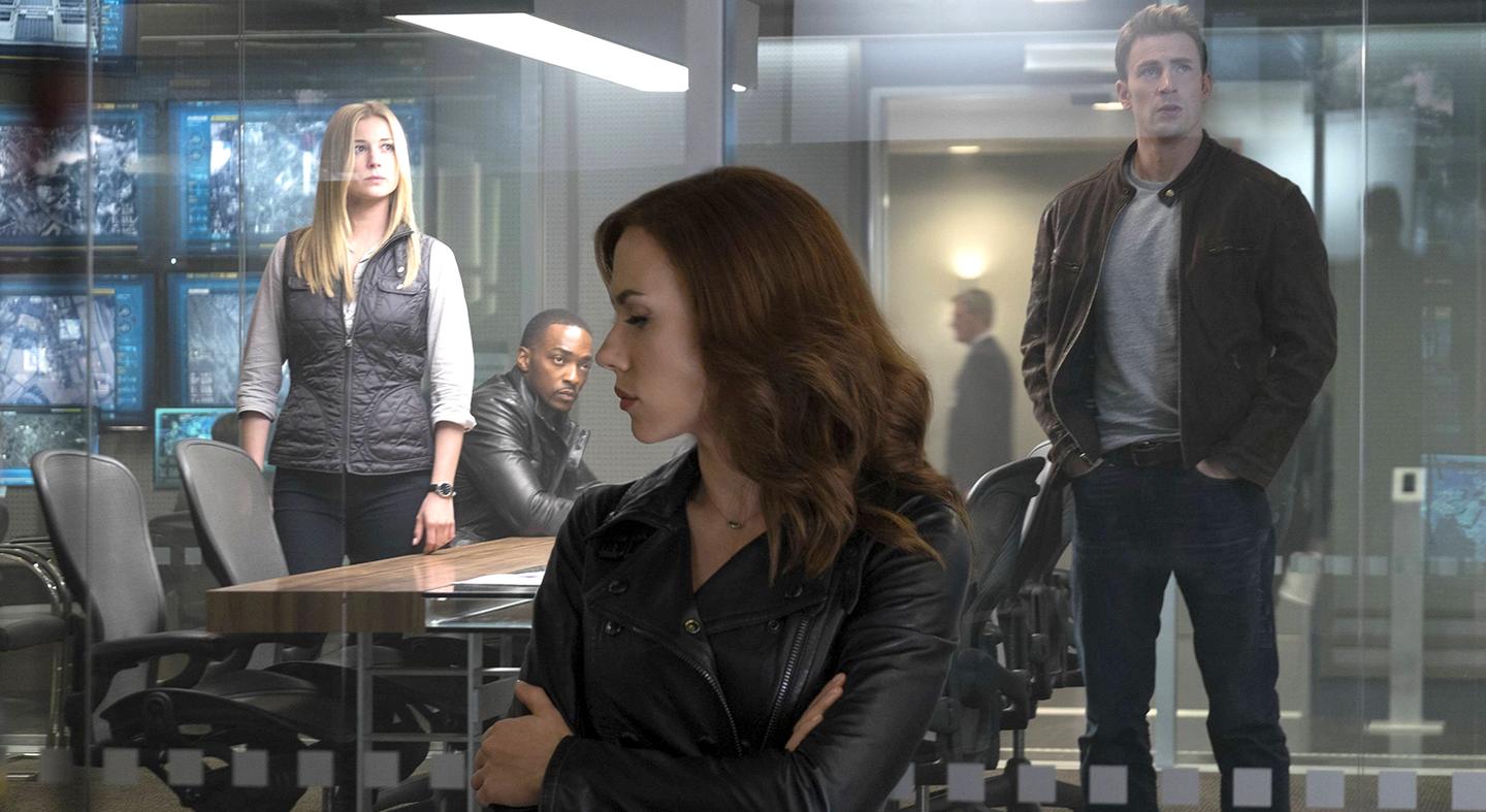 Capitão América: Guerra Civil | Pantera Negra e Viúva Negra trocam farpas em cena deletada