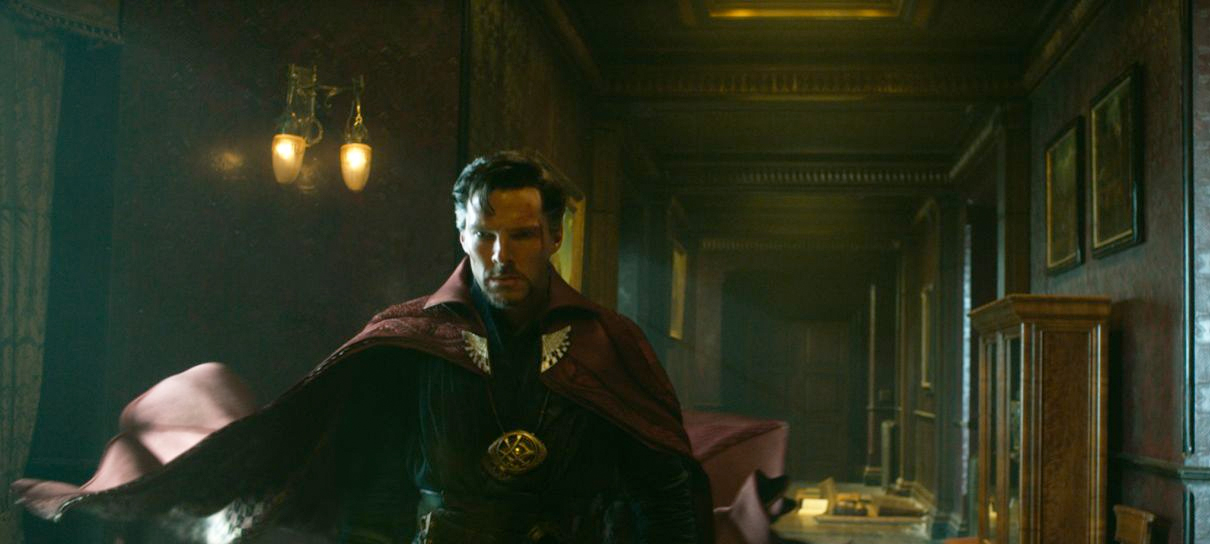 Doutor Estranho | Psicodelia e Olho de Agamotto nas novas fotos