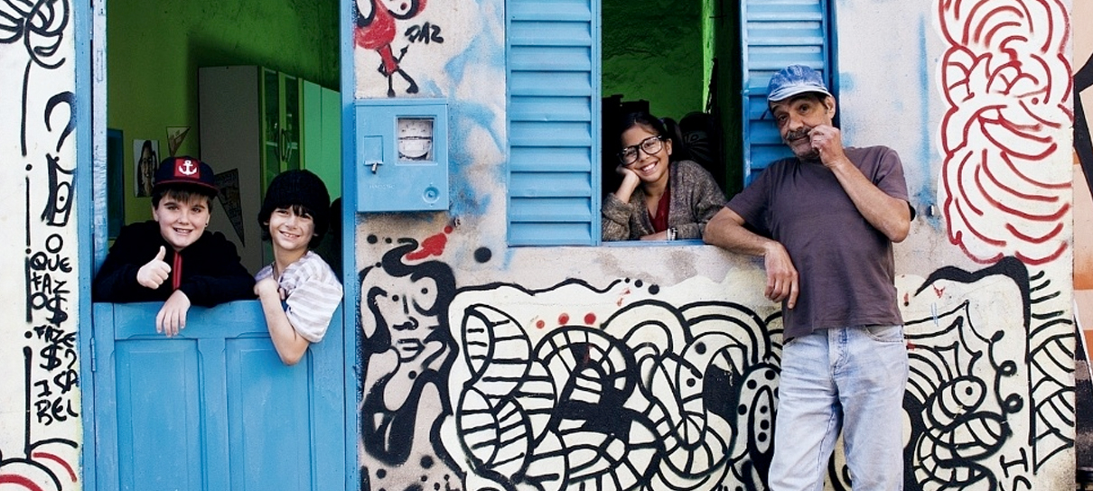 Chaves é adaptado para a realidade brasileira em curta