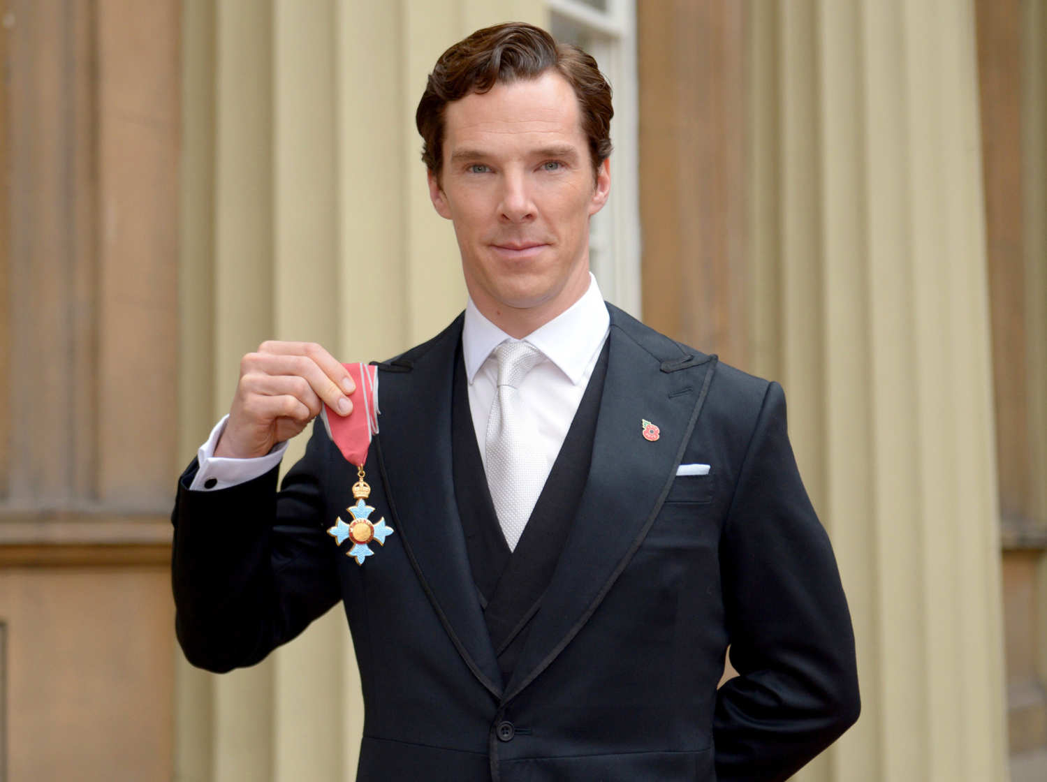 Benedict Cumberbatch canta música de Os Infiltrados com David Gilmour