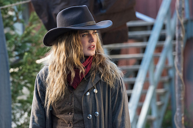 DC's Legends of Tomorrow --"Outlaw Country"-- Image LGN206b_0099.jpg -- Pictured: Caity Lotz as Sara Lance/White Canary -- Photo: Dean Buscher/The CW -- ÃÂ© 2016 The CW Network, LLC. All Rights Reserved.