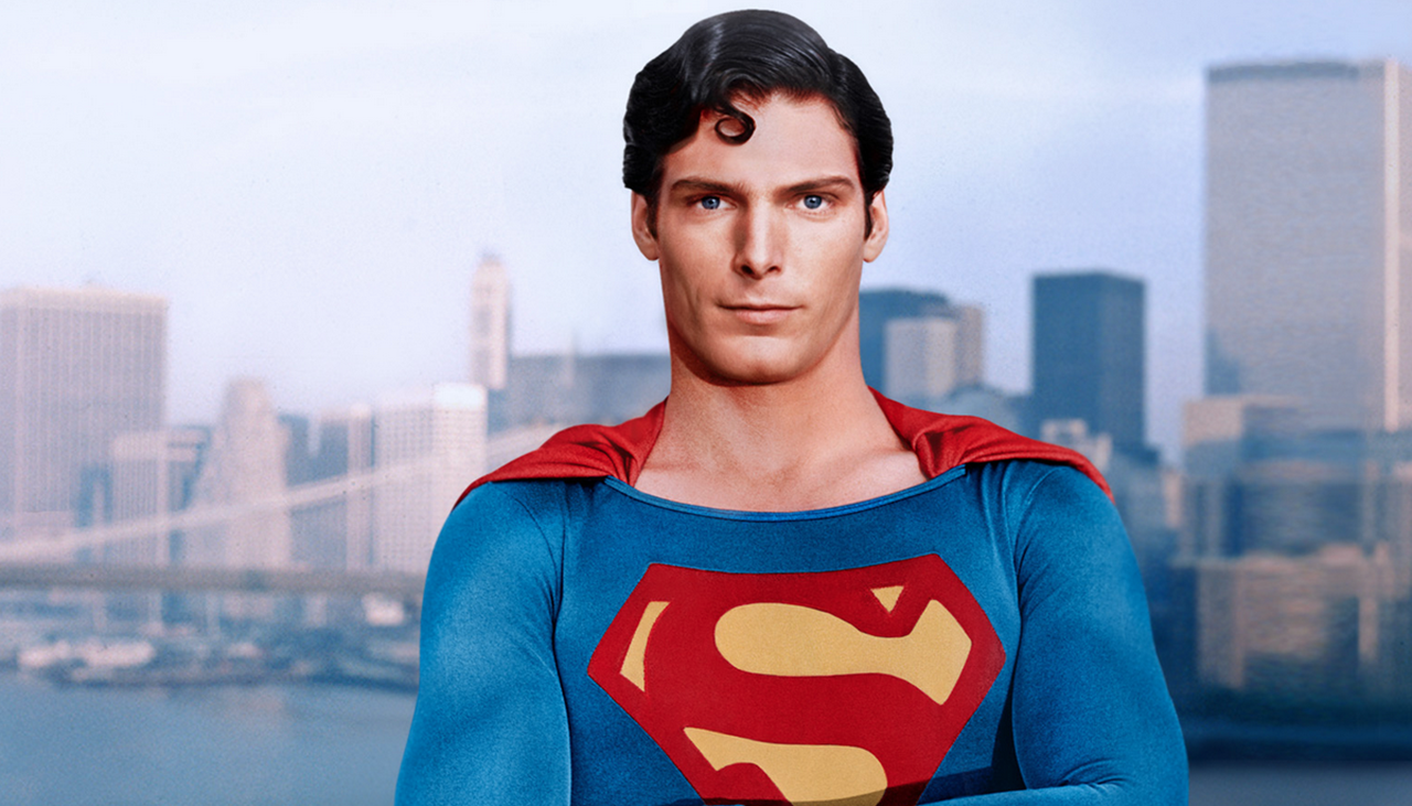 Batman vs Superman ganha versão retrô com Michael Keaton e Christopher Reeve
