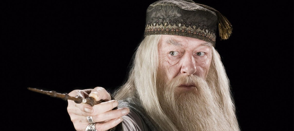 Dumbledore vai estar em algum dos cinco filmes de Animais Fantásticos e Onde Habitam