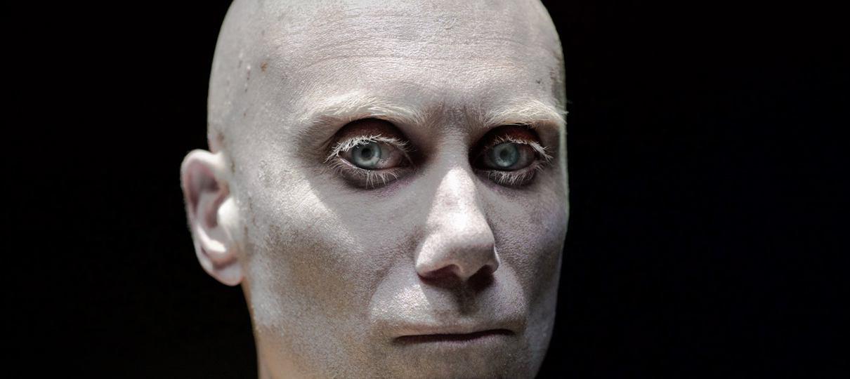 Logan | Novas imagens mostram o visual do Caliban