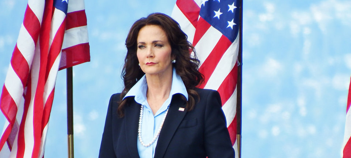 Supergirl | Presidente é atacada em novo vídeo da segunda temporada