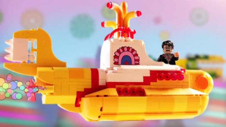 Tudo que você precisa é amor e um submarino amarelo de LEGO