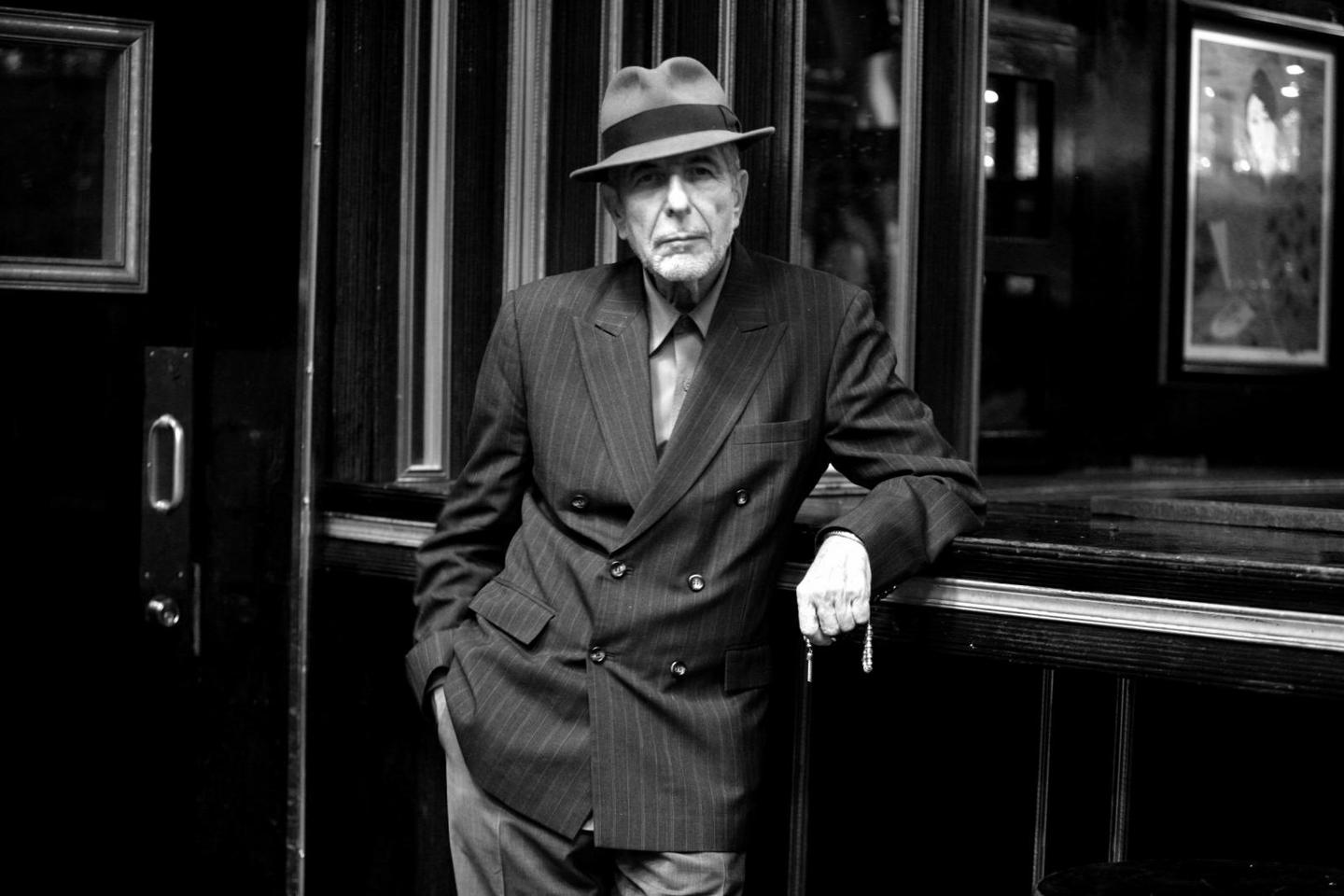 Leonard Cohen morre aos 82 anos