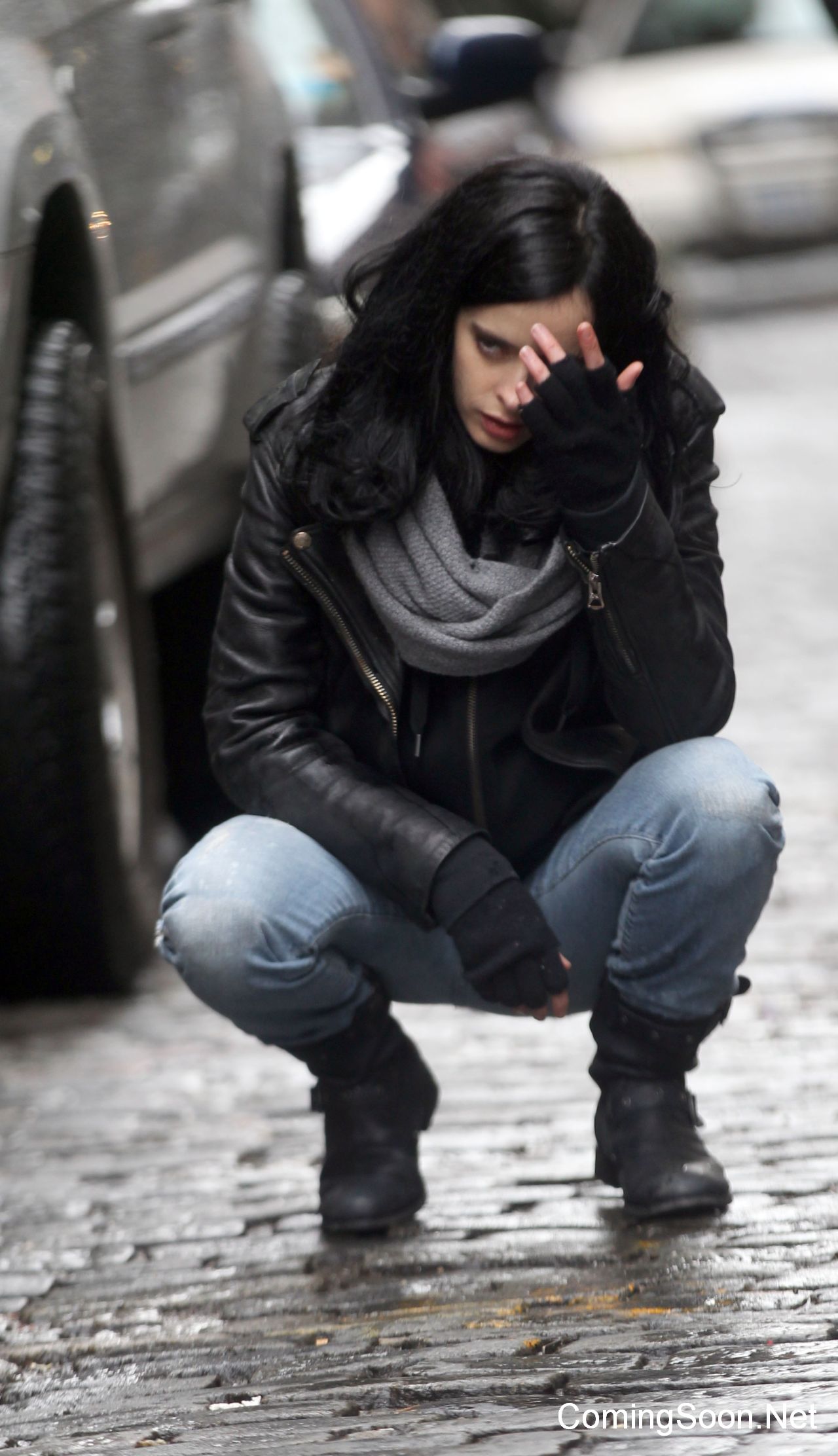 NEW YORK, NY - NOVEMBER 15:  Krysten Ritter as Jessica Jones films Marvel's "The Defenders" on November 15, 2016 in New York City.  (Photo by Steve Sands/GC Images)