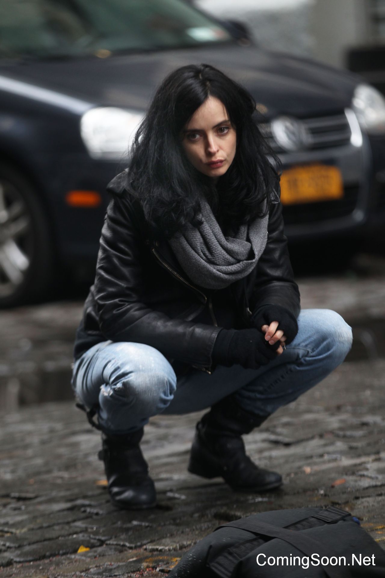NEW YORK, NY - NOVEMBER 15:  Krysten Ritter as Jessica Jones films Marvel's "The Defenders" on November 15, 2016 in New York City.  (Photo by Steve Sands/GC Images)