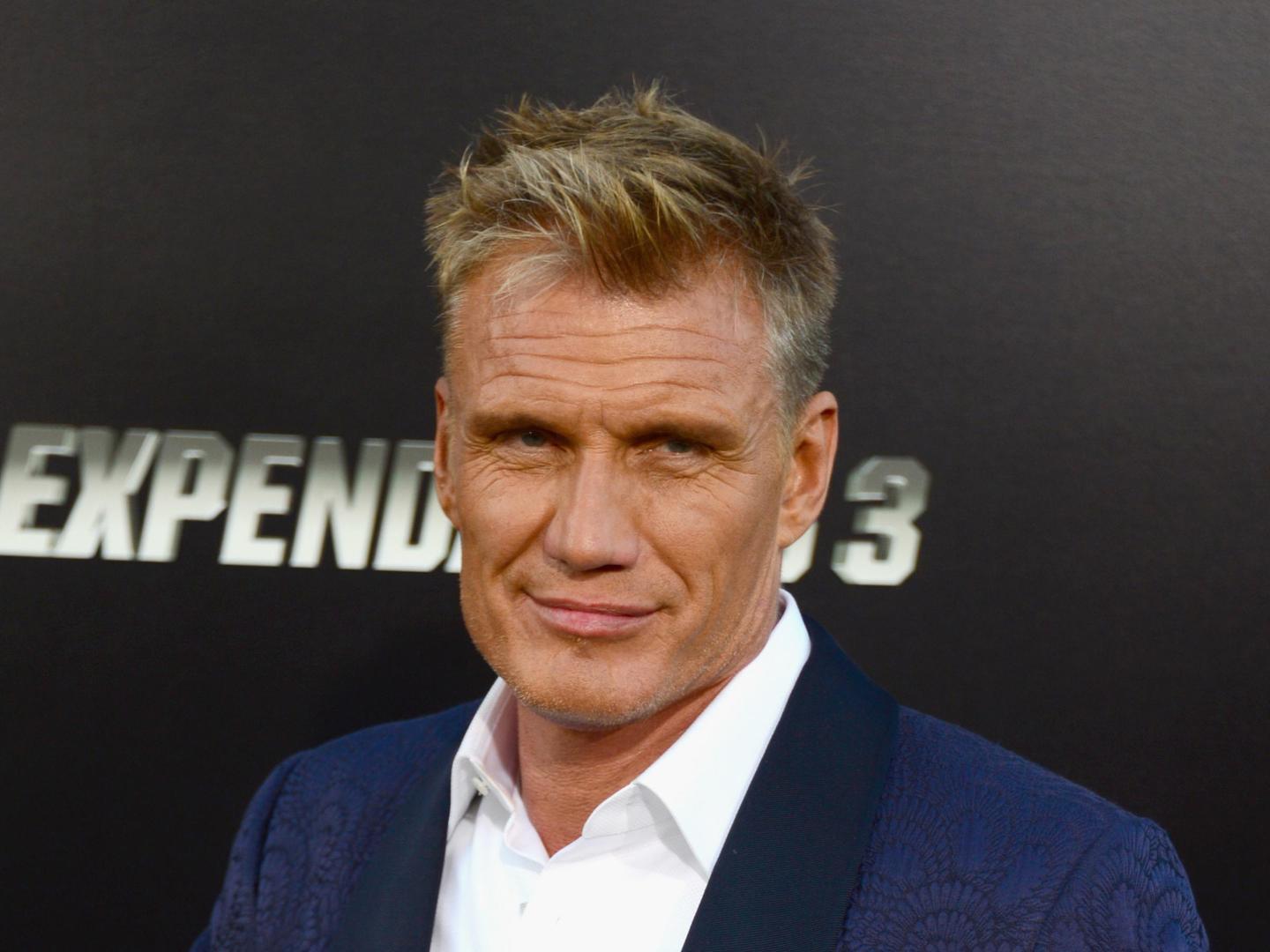 Arrow | Stephen Amell fala sobre como é trabalhar com Dolph Lundgren