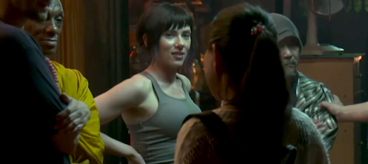 Ghost in the Shell | Scarlett Johansson fala sobre o filme e mostra um pouco do set de filmagem