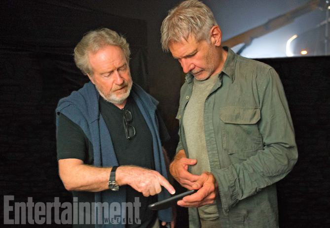 Blade Runner 2049 (2017)
L-R: Ridley Scott and Harrison Ford on the set