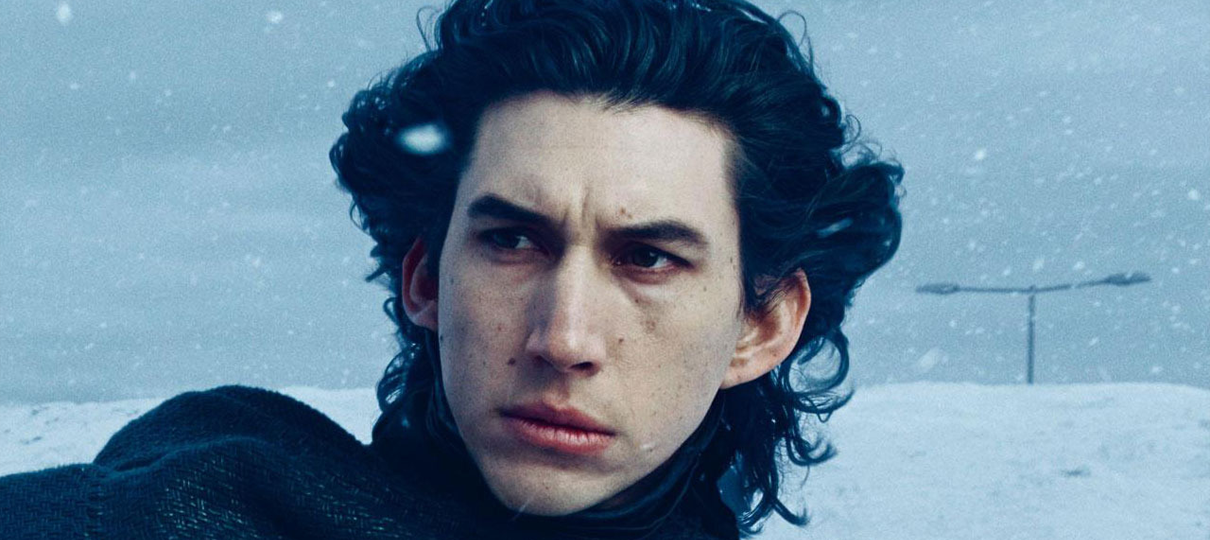 Adam Driver deu bonecos do Kylo Ren de Natal para os seus amigos