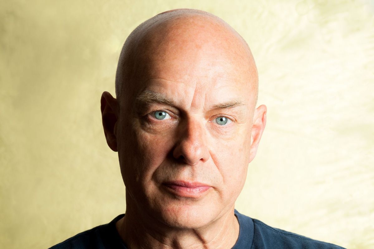 Brian Eno vai lançar disco com música infinita