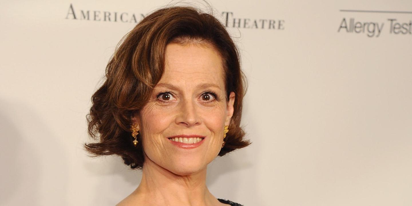 Os Defensores | Sigourney Weaver aparece nos bastidores