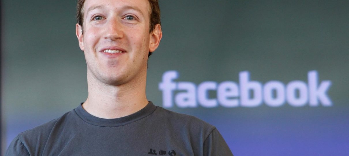 Mark Zuckerberg faz esquete demonstrando seu assistente pessoal