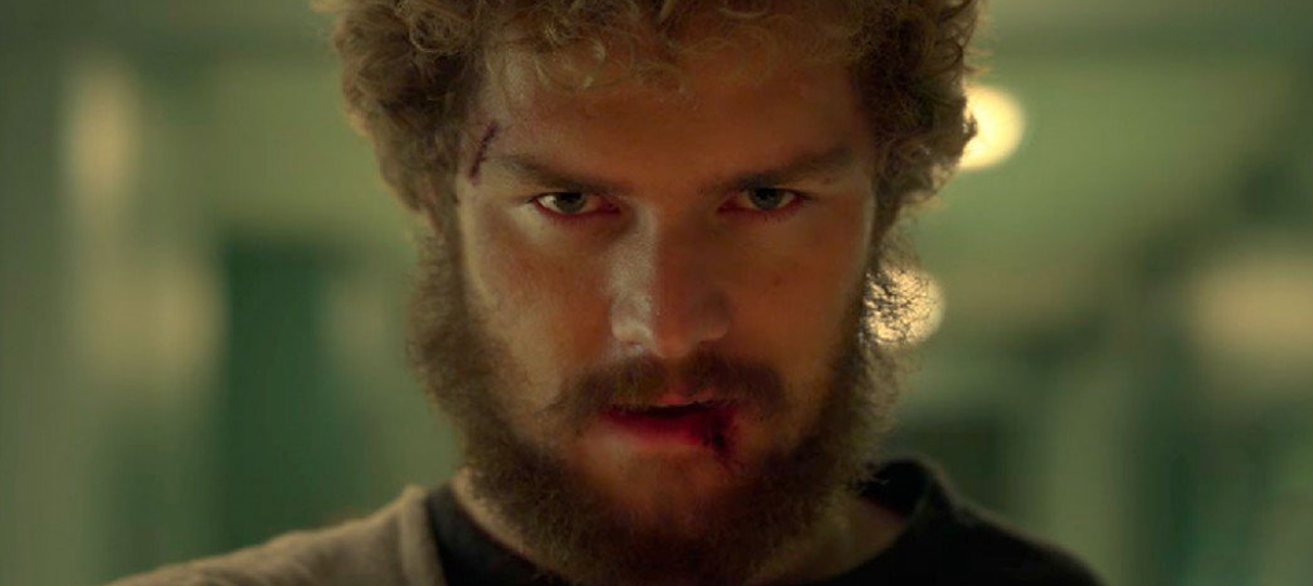 Punho de Ferro | Finn Jones fala sobre a ligação do personagem com Os Defensores