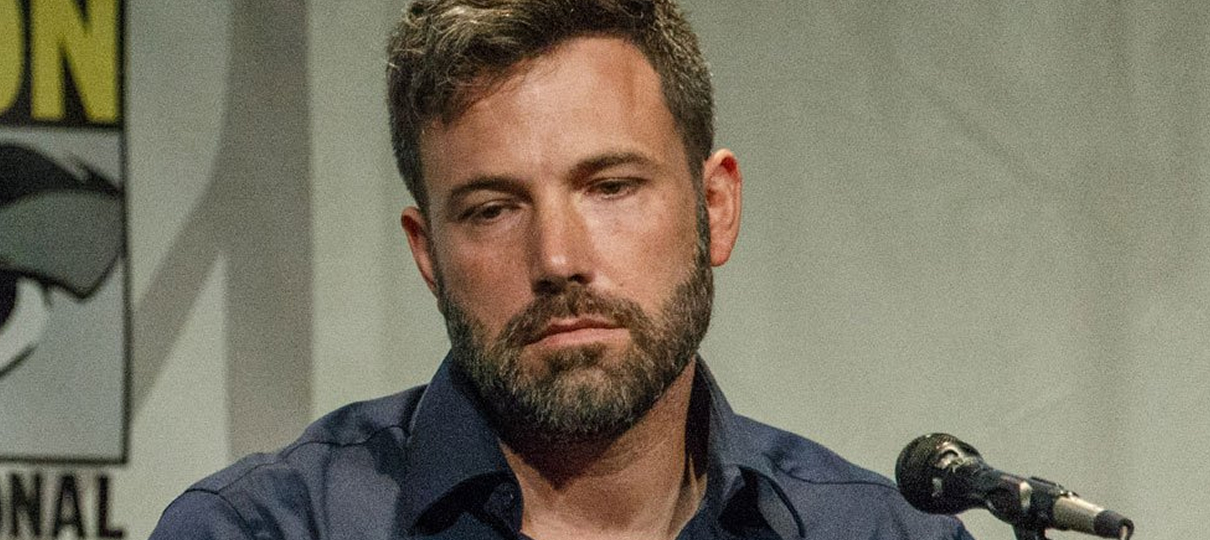 Ben Affleck desiste de dirigir o filme solo do Batman