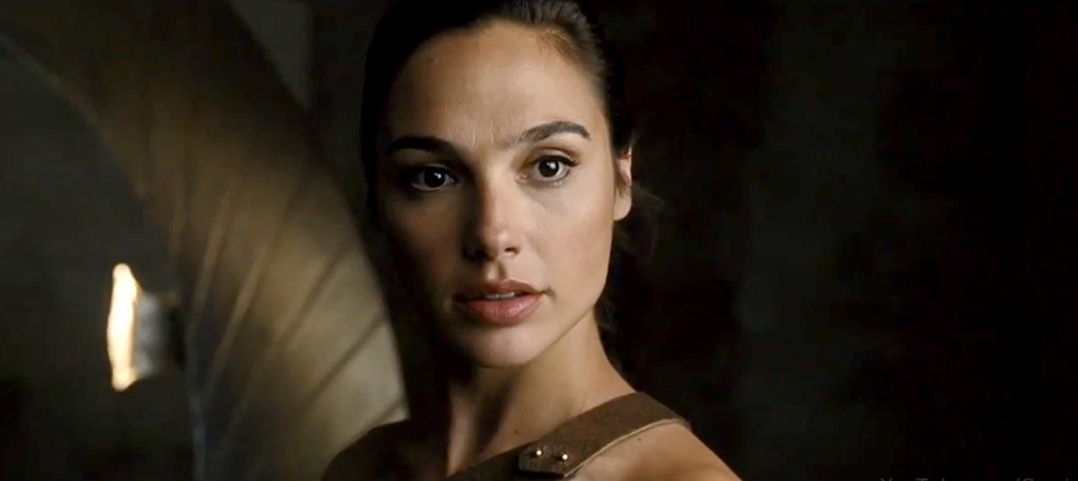 Mulher-Maravilha ganha trailer russo com cenas inéditas