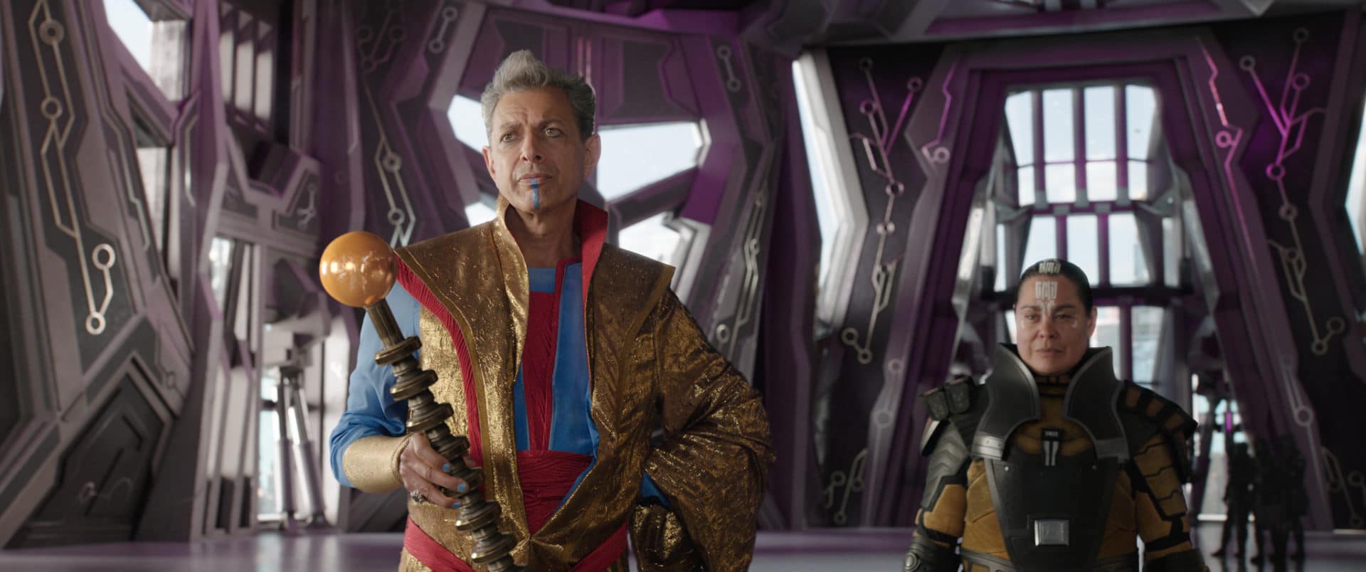 Marvel Studios' THOR: RAGNAROK..L to R: The Grandmaster (Jeff Goldblum) and Topaz (Rachel House)..Ph: Film Frame..©Marvel Studios 2017