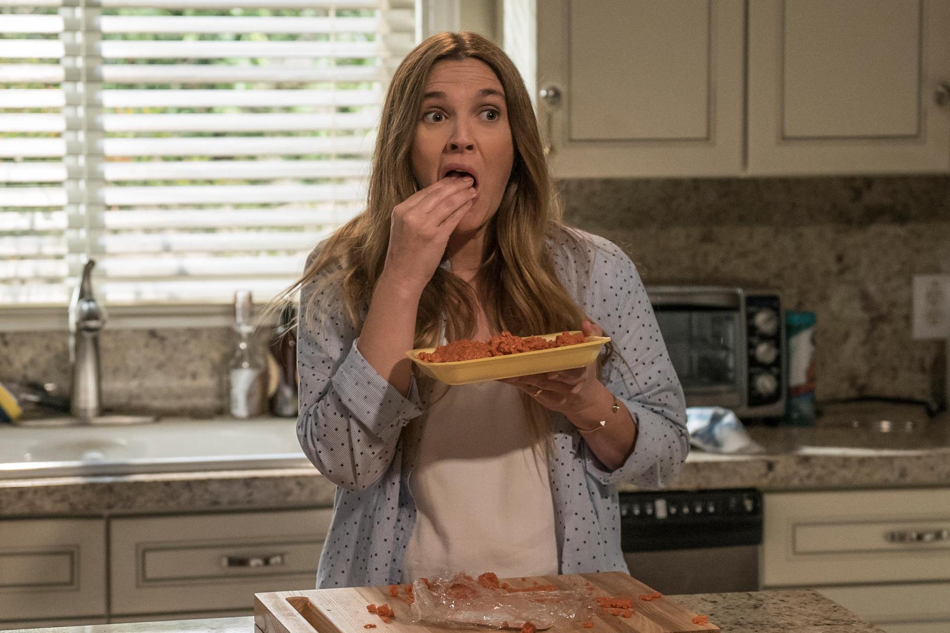 Santa Clarita Diet | Veja dois vídeos da comédia de zumbis da Netflix