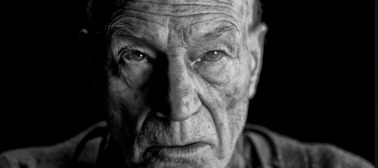 Logan | Diretor revela por que Xavier tem cabelo no filme