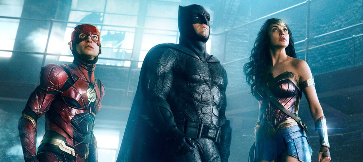 Liga da Justiça | "Novo trailer chegará em breve", diz Zack Snyder