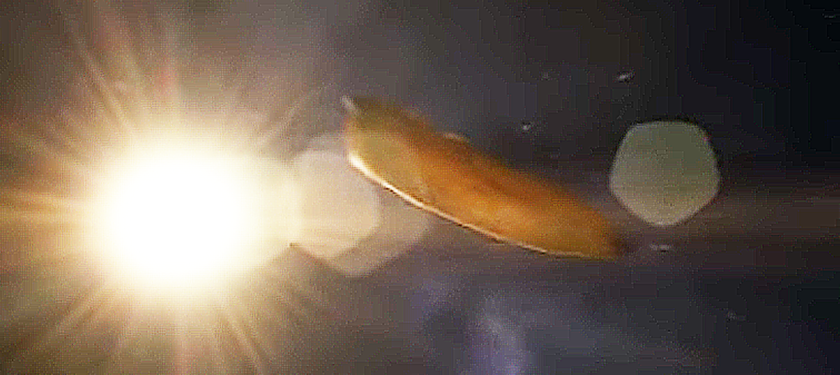 Prey | Novo vídeo mostra uma banana flutuando no espaço