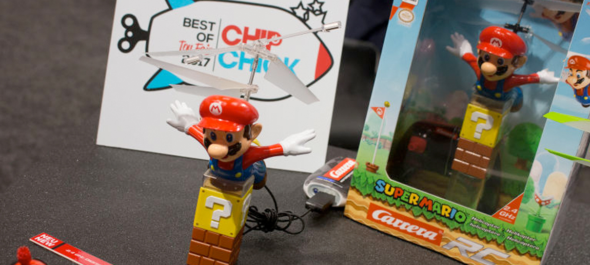 É um pássaro? Um avião? Não! É um drone do Mario!