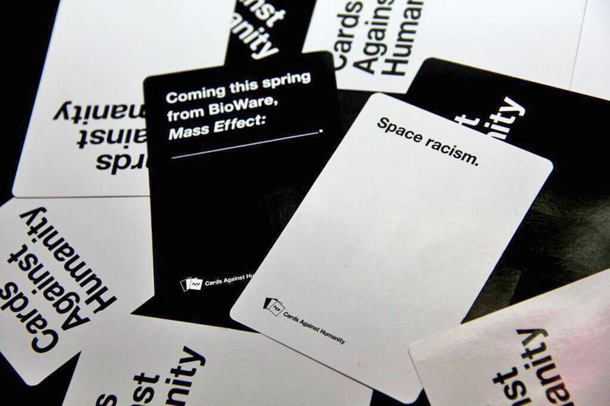 Cards Against Humanity ganha expansão temática de Mass Effect
