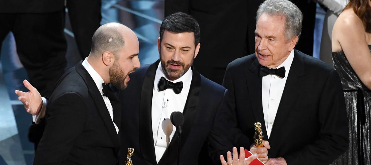 Um "tweet" pode ter causado toda a confusão no final do Oscar 2017