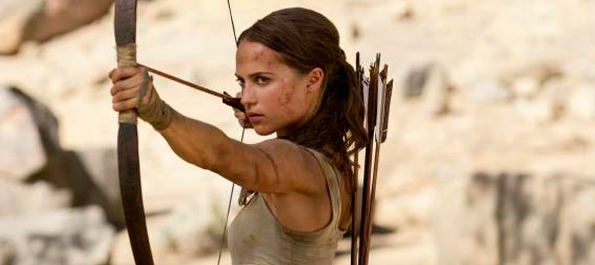 Tomb Raider | Lara Croft prepara um tiro de arco e flecha em nova foto