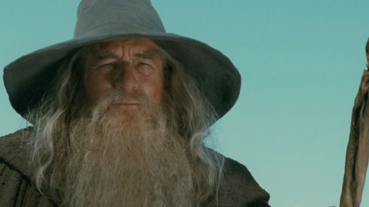 Ian McKellen vai interpretar Gandalf mais uma vez (e não vai ser nos cinemas)