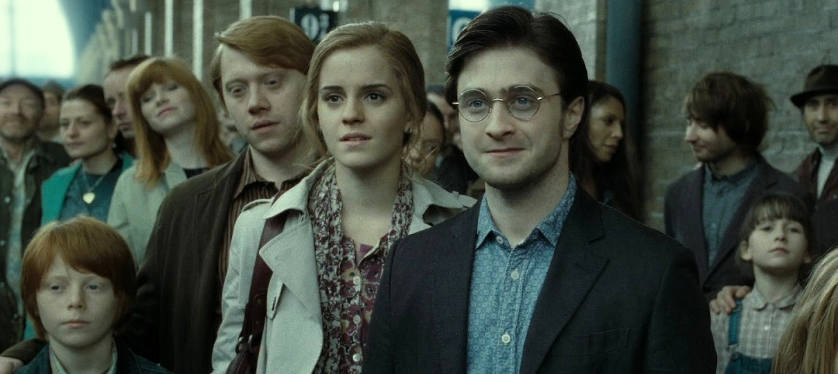Emma Watson comenta a possibilidade de interpretar Hermione no filme de A Criança Amaldiçoada