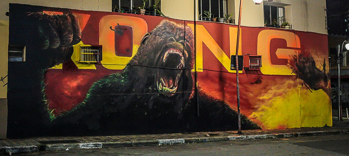 Bairro da Liberdade, em São Paulo, recebe grafite de Kong