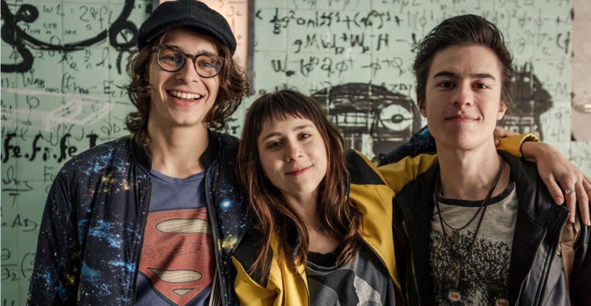 Manual para se Defender de Aliens, Ninjas e Zumbis é a primeira série nacional da Warner