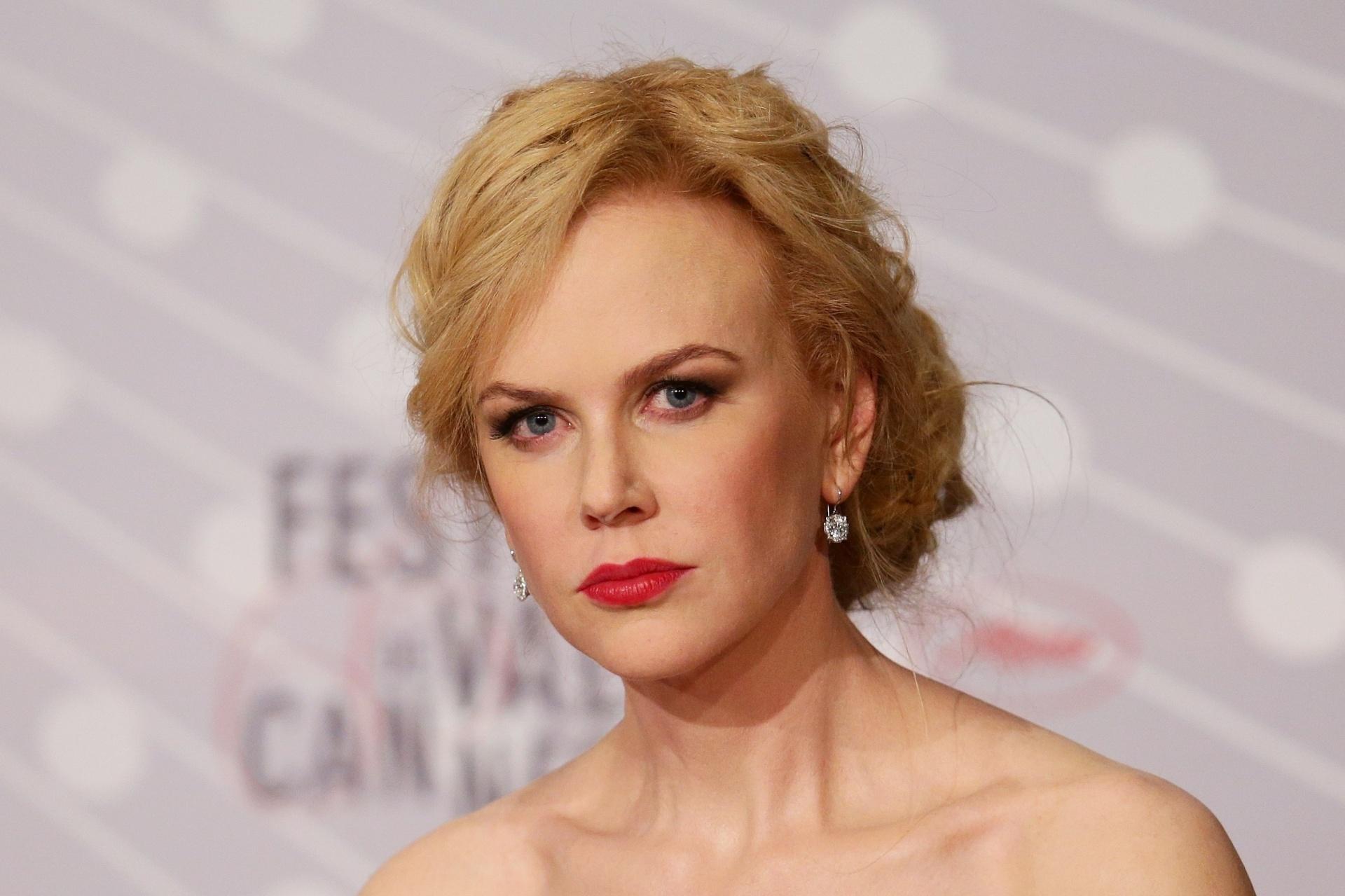 Bizarrices do Oscar: Nicole Kidman explica a sua maneira inusitada de bater palmas