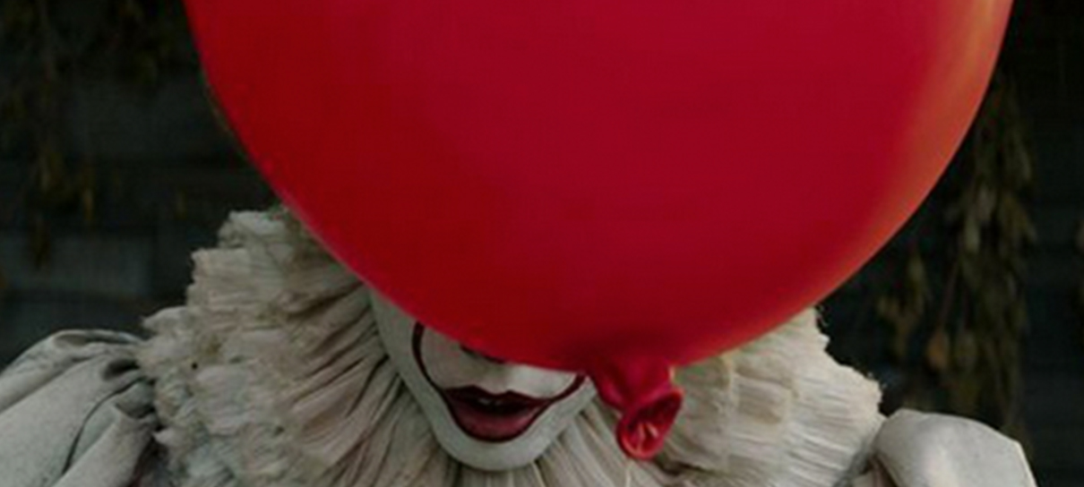 It: Uma Obra-Prima do Medo | Pennywise quer te dar uma bexiga na nova foto