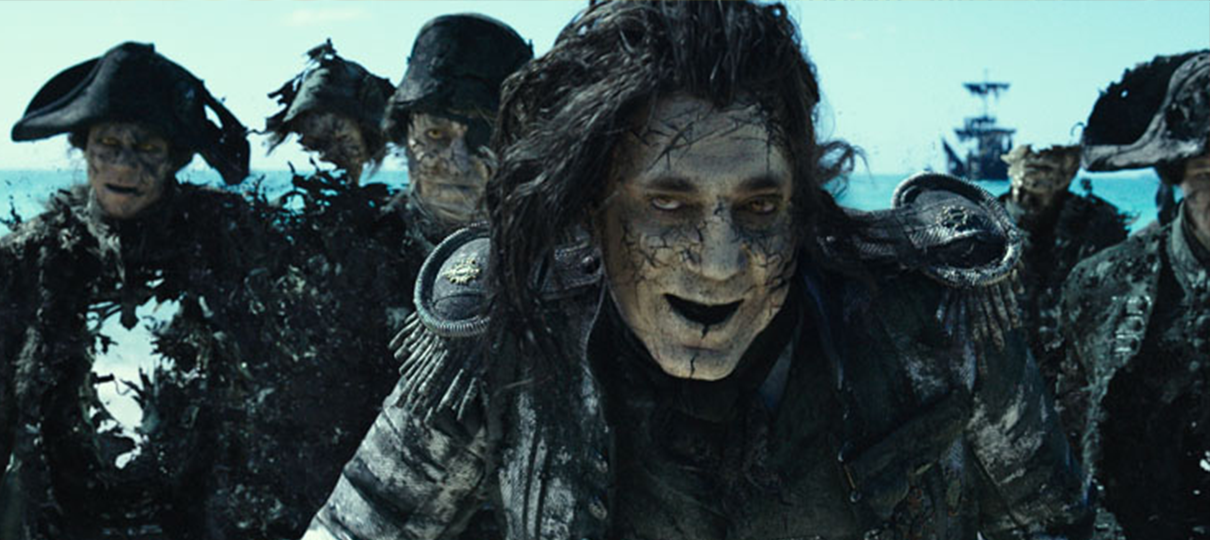 Piratas do Caribe: A Vingança de Salazar ganha várias novas fotos