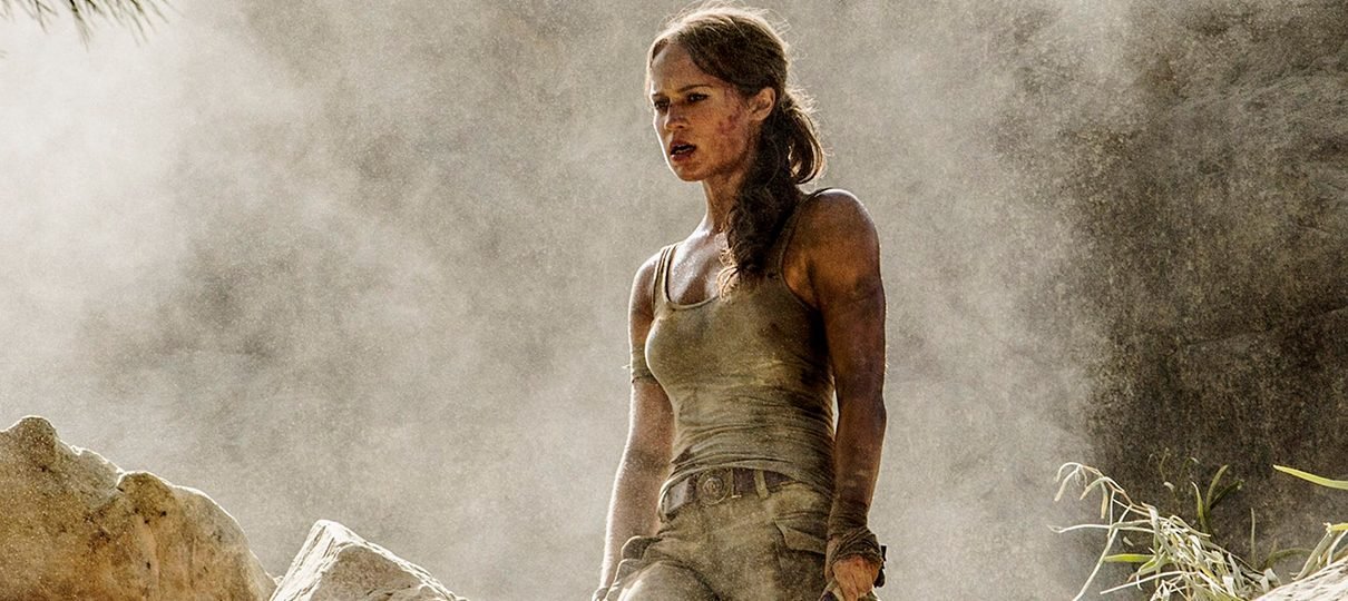 Vi nos Filmes - Angelina Jolie em Lara Croft: Tomb Raider.