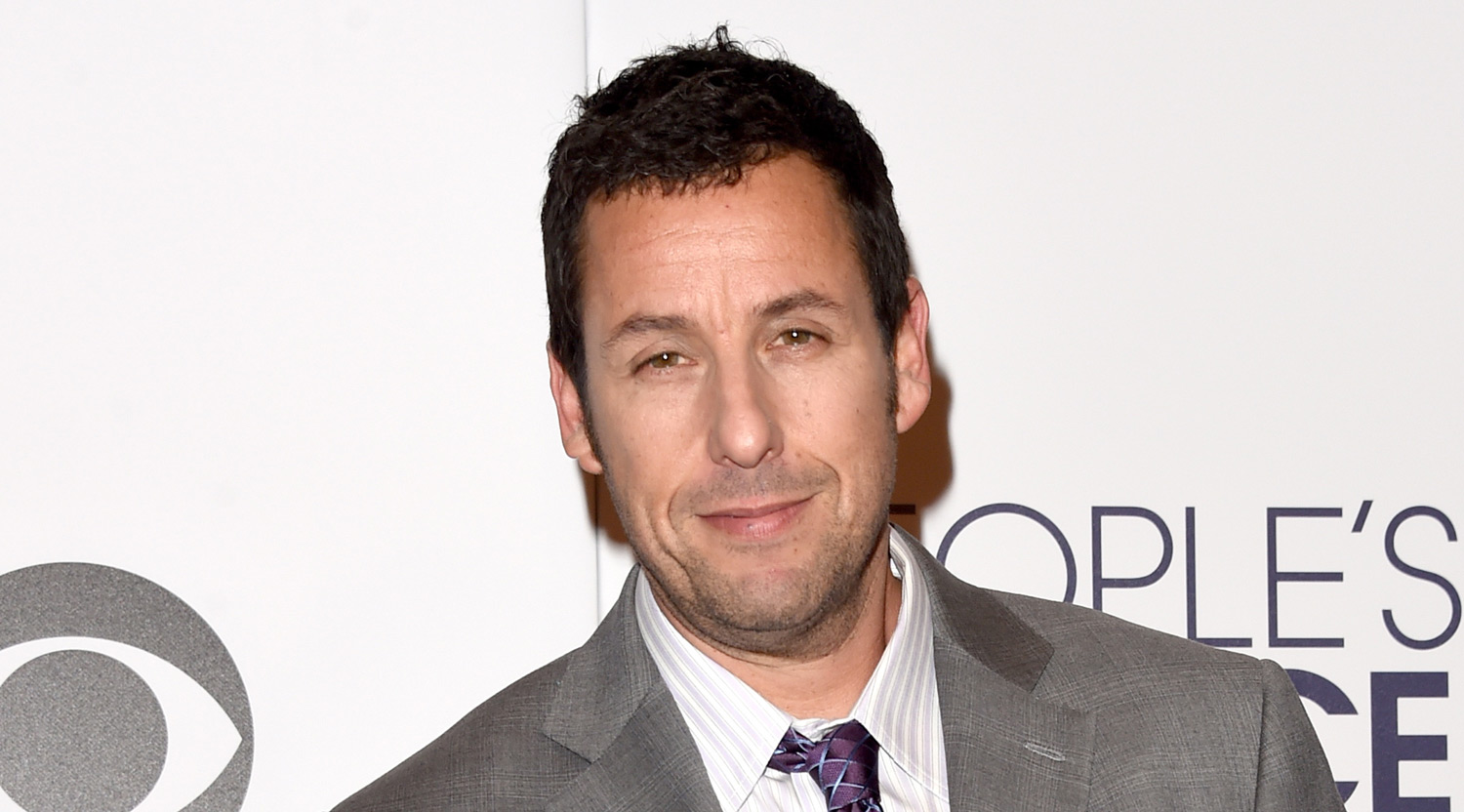 Assinantes da Netflix gastaram meio bilhão de horas em filmes do Adam Sandler