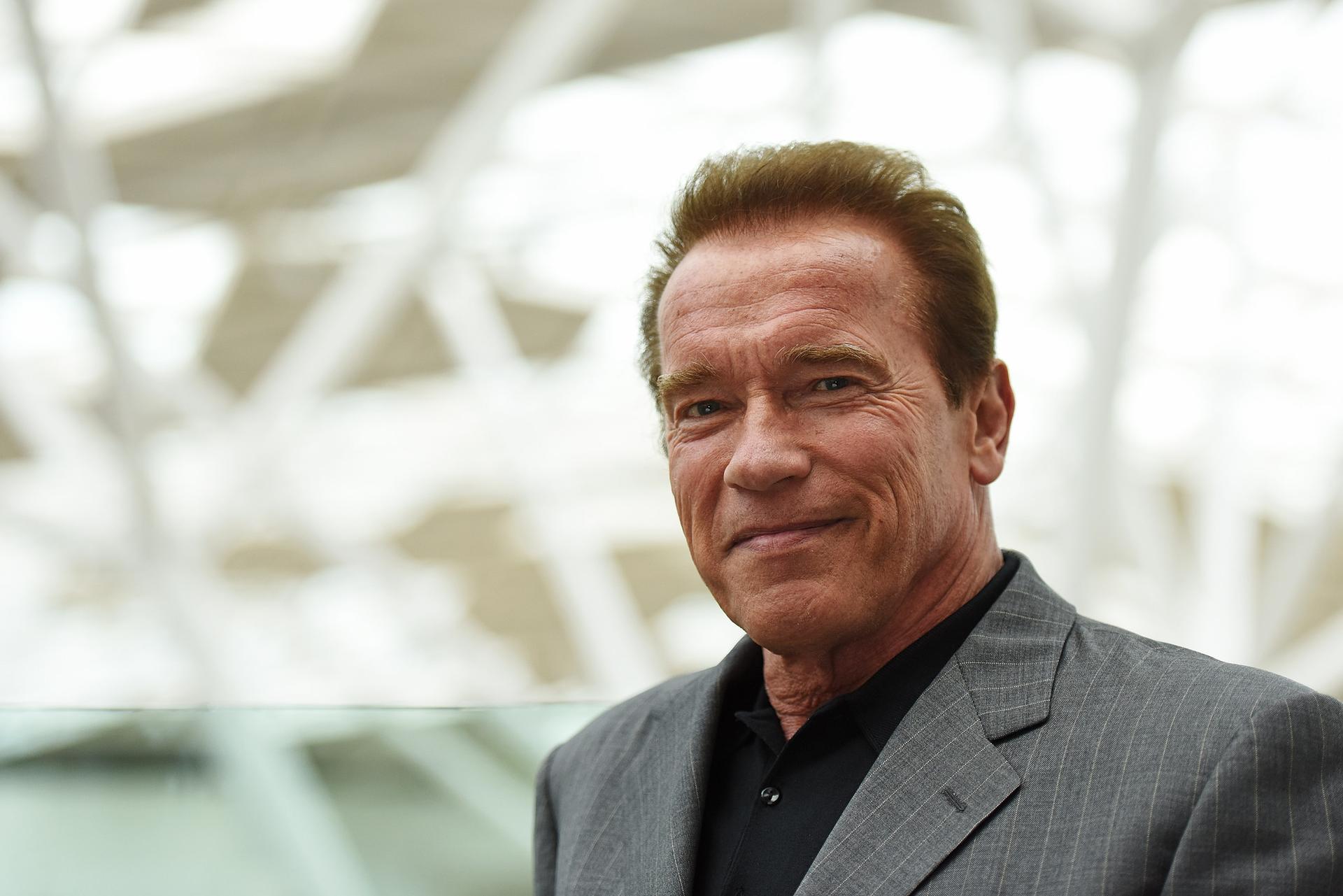 Entre no submarino, agora! Schwarzenegger vai narrar documentário sobre vida marítima