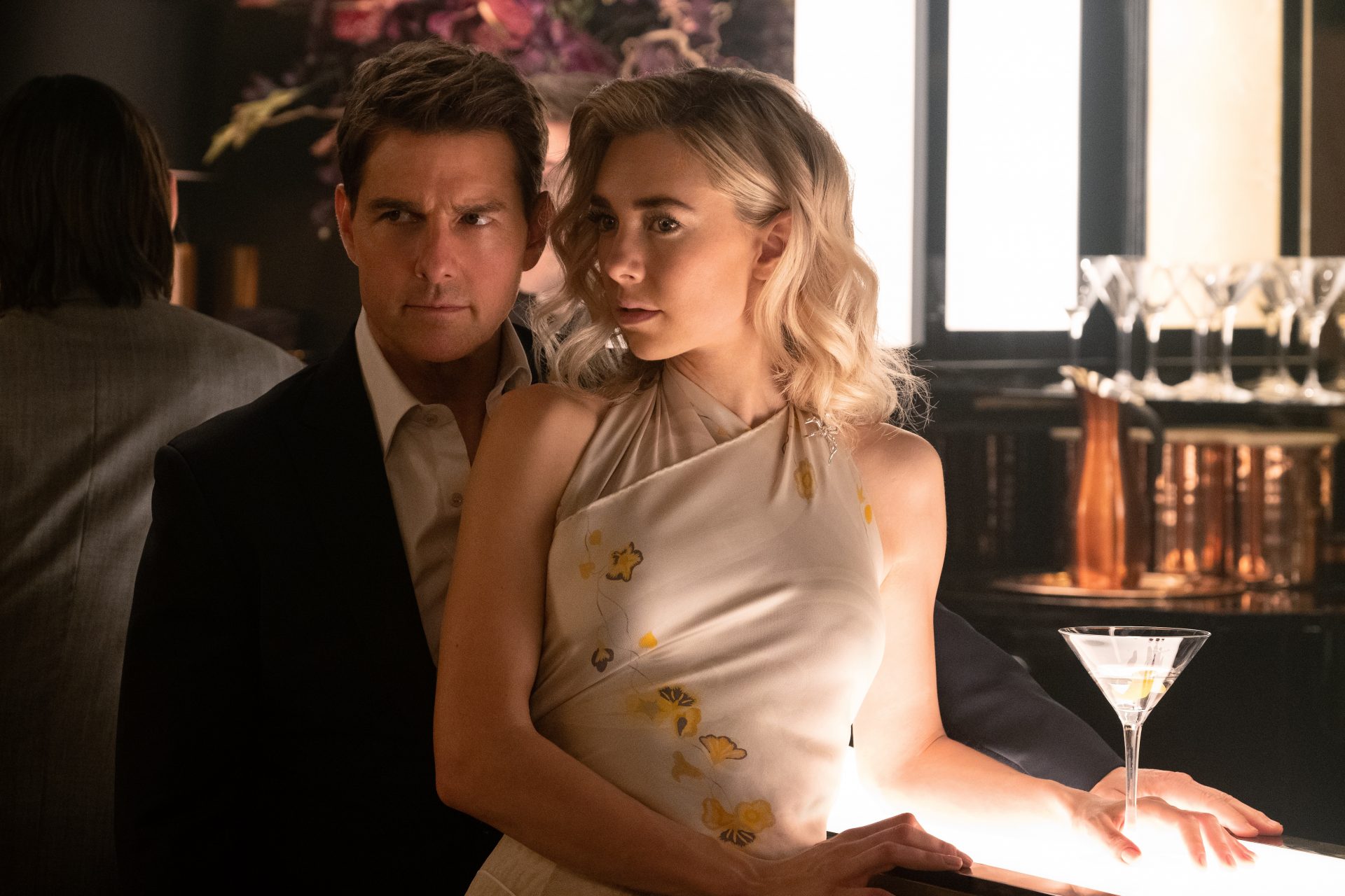 Left to right: Tom Cruise as Ethan Hunt and Vanessa Kirby as The White Widow in MISSION: IMPOSSIBLE - FALLOUT, from Paramount Pictures and Skydance